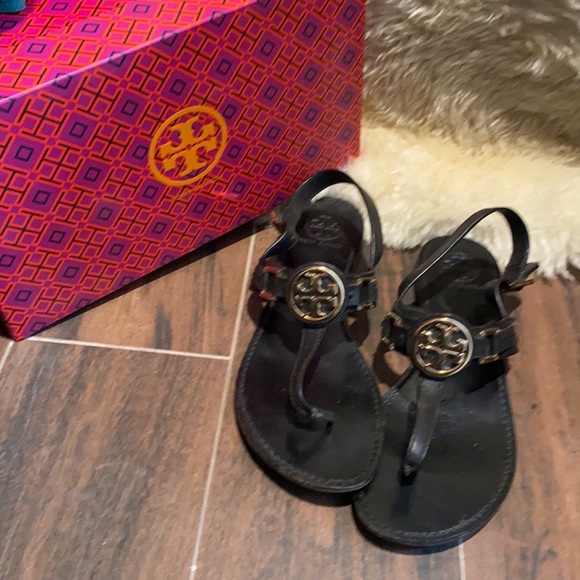 Comfortable sandals